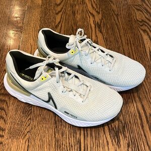 Nike React. Infinity Run 4. Miler 3. DD0490-006. Size 10.5.
